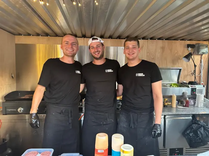 Wam smash WAM CIT Loverval foodtruck smash frites